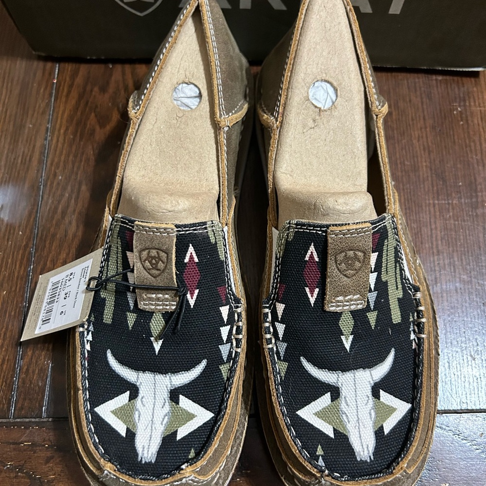 Ariat Women's Cruiser Brown Bombers